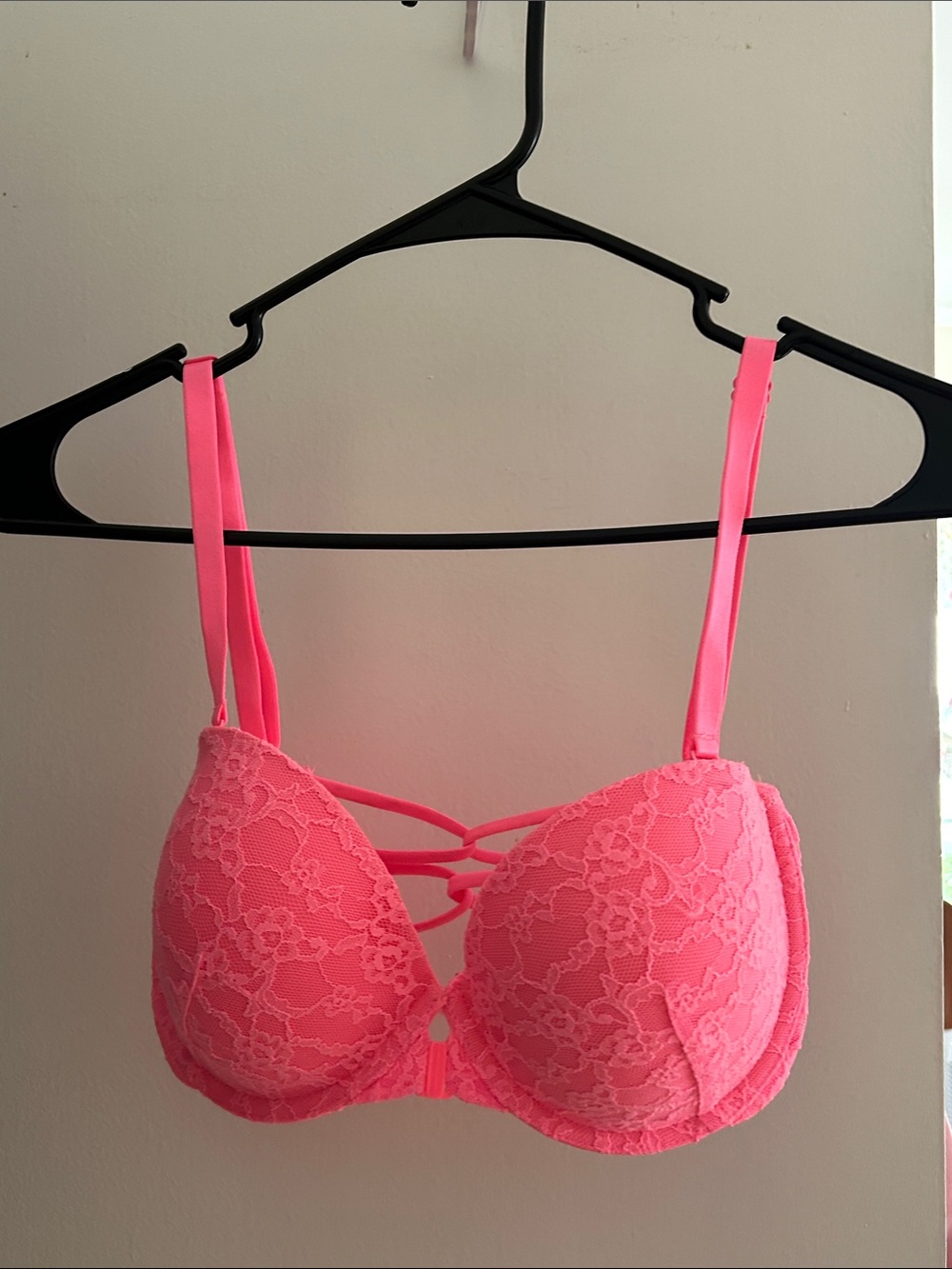Pink Lace Push-Up Bra with Strappy Front